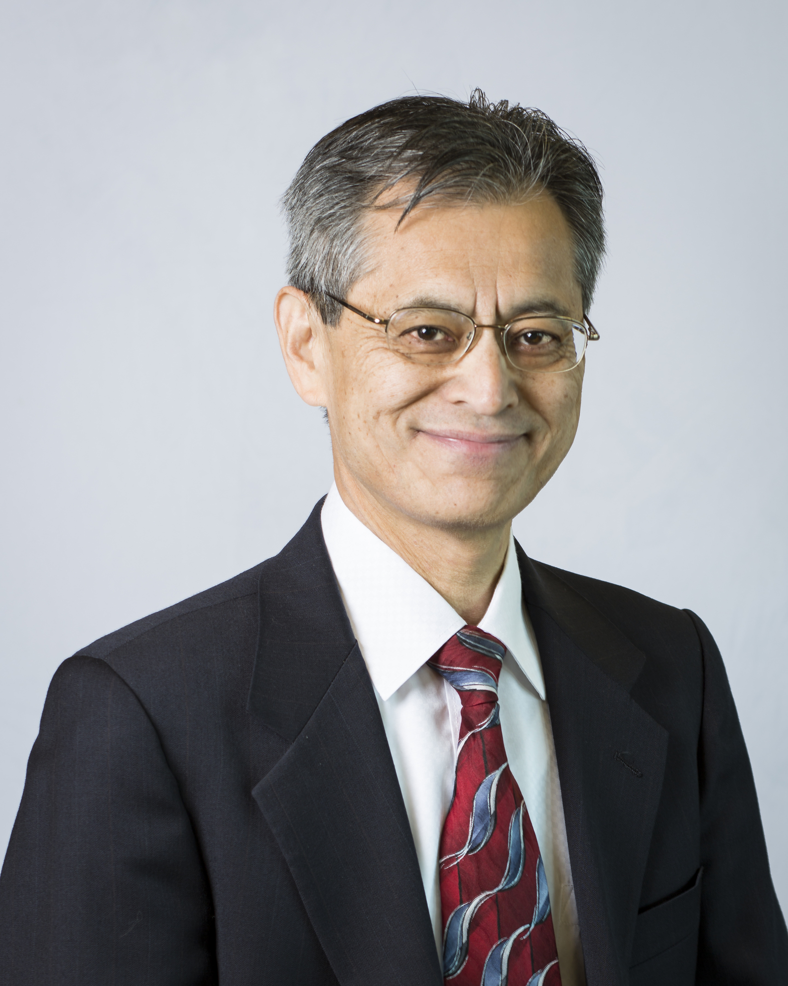 Yoshi Ogawa Headshot